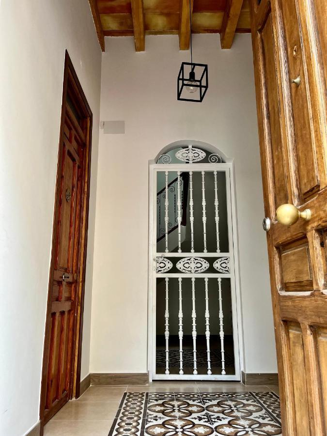 Апартаменты Casa Del Pasaje San Fernando Аликанте Экстерьер фото